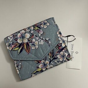 NWT Vera Bradley Cherry Blossoms Ultralight RFID Mini Trifold Wallet